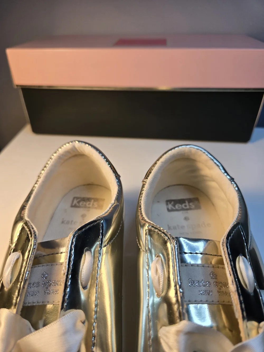 Kate Spade X Keds Silver Metallic Women's Sneakers - Casual Shine Size 6